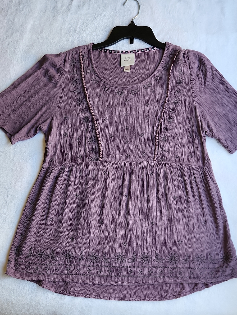 Knox Rose Lavender Embroidered Scoop-Neck Tunic